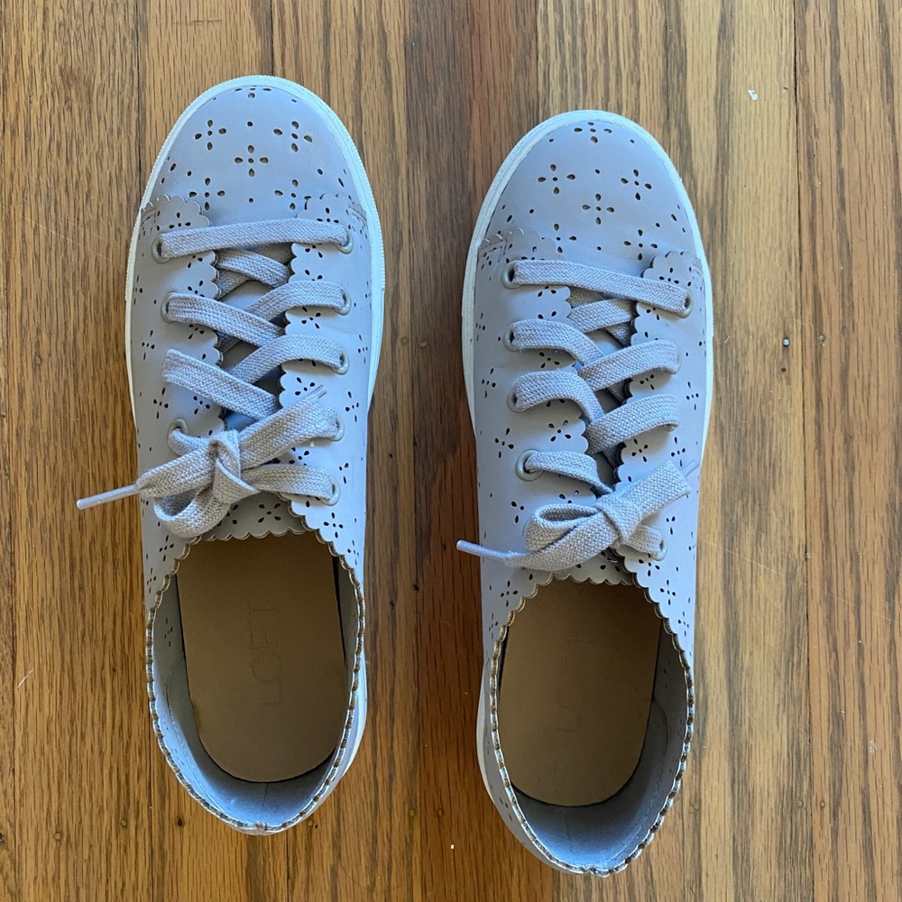 LOFT mauve leather-like sneakers with scalloped edge and cute cutouts.